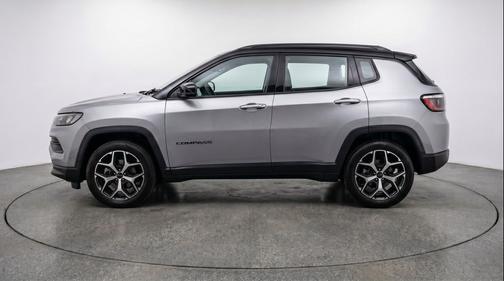 Silver Zynith Metallic Clearcoat 2025 Jeep Compass Limited