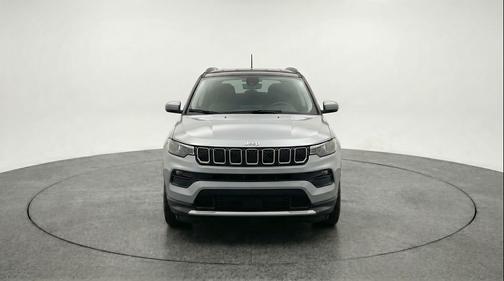 Silver Zynith Metallic Clearcoat 2025 Jeep Compass Limited
