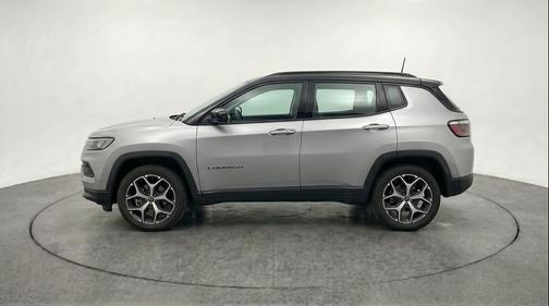 Silver Zynith Metallic Clearcoat 2025 Jeep Compass Limited