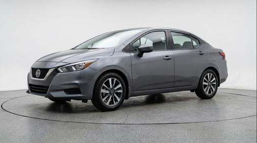 Gun Metallic 2025 Nissan Versa 1.6 SV