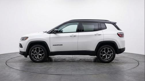 Bright White Clearcoat 2025 Jeep Compass Limited