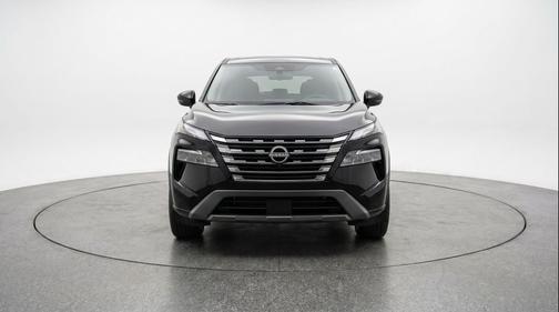 Super Black 2025 Nissan Rogue SV