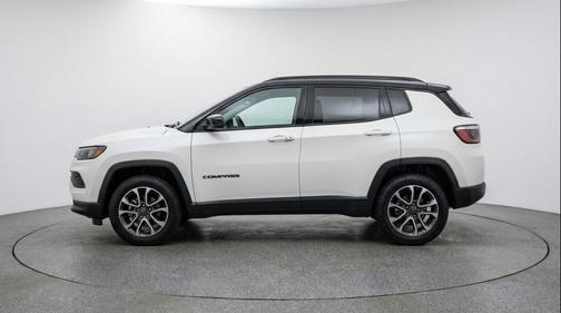 Bright White Clearcoat 2025 Jeep Compass Trailhawk