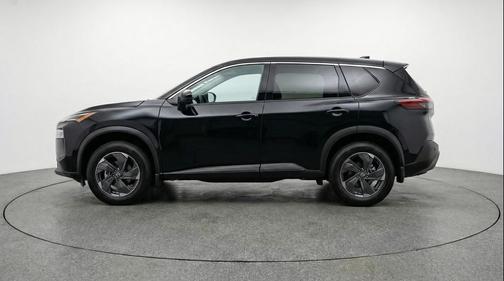 Super Black 2025 Nissan Rogue SV