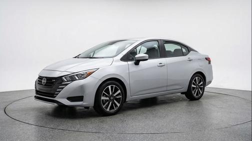 Brilliant Silver Metallic 2025 Nissan Versa 1.6 SV