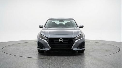 Gun Metallic 2025 Nissan Altima SV FWD