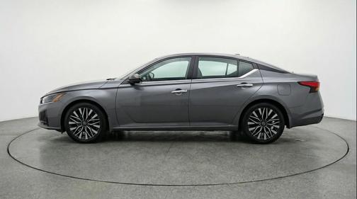 Gun Metallic 2025 Nissan Altima SV FWD