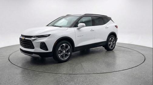 Summit White 2025 Chevrolet Blazer 2LT