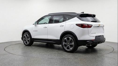 Summit White 2025 Chevrolet Blazer 2LT