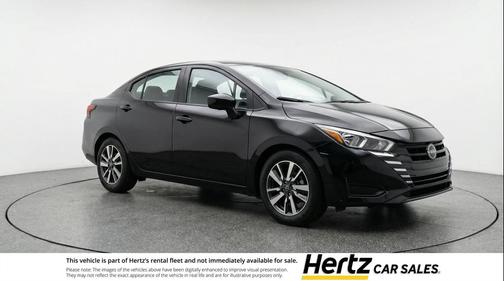 Super Black 2025 Nissan Versa 1.6 SV
