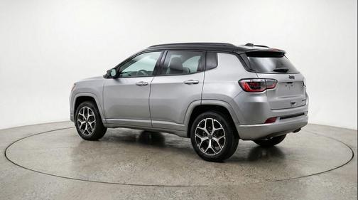 Silver Zynith Metallic Clearcoat 2025 Jeep Compass Limited