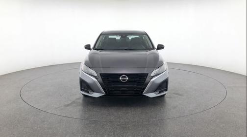 Gun Metallic 2025 Nissan Altima SV FWD