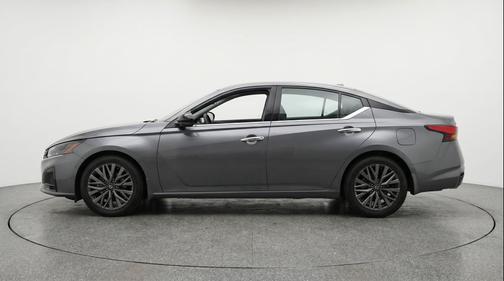 Gun Metallic 2025 Nissan Altima SV FWD