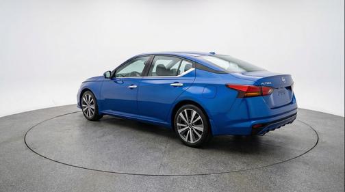 Bluestone Pearl 2025 Nissan Altima SV FWD