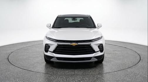 Summit White 2025 Chevrolet Blazer 2LT