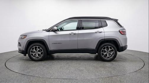 Silver Zynith Metallic Clearcoat 2025 Jeep Compass Limited
