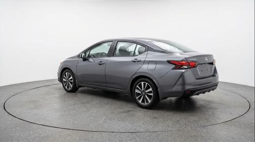 Gun Metallic 2025 Nissan Versa 1.6 SV
