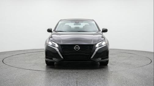 Super Black 2025 Nissan Altima SV FWD