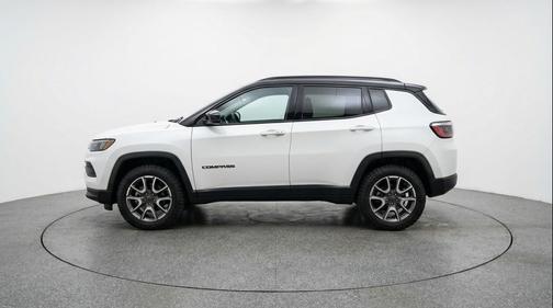 Bright White Clearcoat 2025 Jeep Compass Trailhawk