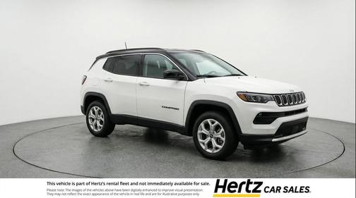 Bright White Clearcoat 2025 Jeep Compass Latitude