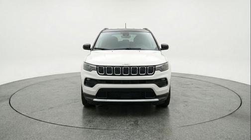 Bright White Clearcoat 2025 Jeep Compass Limited
