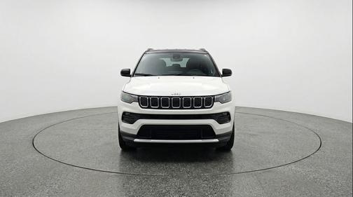 Bright White Clearcoat 2025 Jeep Compass Limited
