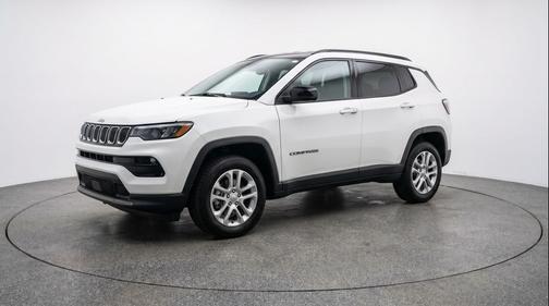 Bright White Clearcoat 2025 Jeep Compass Limited