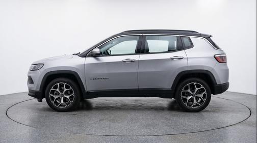 Silver Zynith Metallic Clearcoat 2025 Jeep Compass Limited