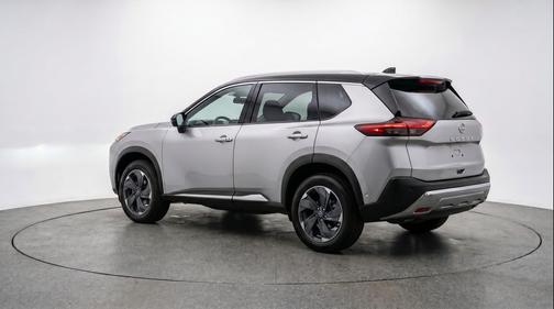 Brilliant Silver Metallic 2025 Nissan Rogue SV