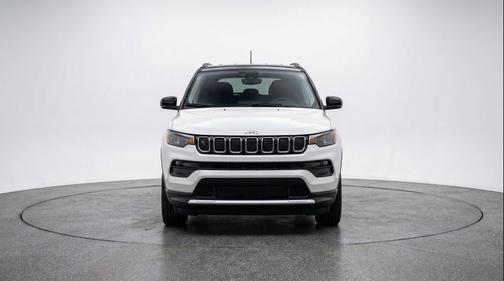 Bright White Clearcoat 2025 Jeep Compass Limited