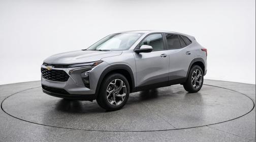 Sterling Gray Metallic 2025 Chevrolet Trax LT