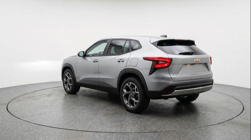 Sterling Gray Metallic 2025 Chevrolet Trax LT