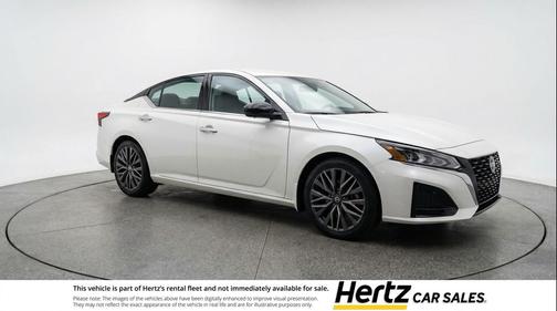 Glacier White 2025 Nissan Altima SV FWD