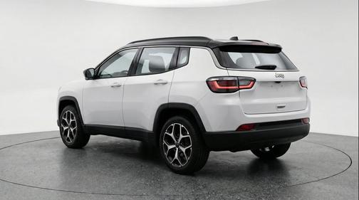 Bright White Clearcoat 2025 Jeep Compass Limited