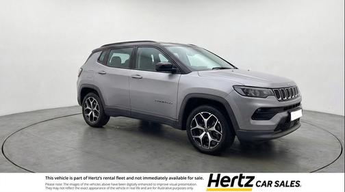 Silver Zynith Metallic Clearcoat 2025 Jeep Compass Limited