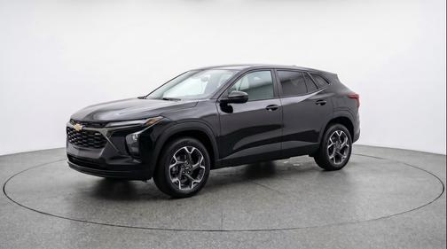 Mosaic Black Metallic 2025 Chevrolet Trax LT