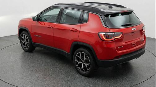 Red Hot Pearlcoat 2025 Jeep Compass Limited