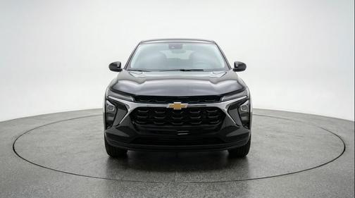 Mosaic Black Metallic 2025 Chevrolet Trax LT