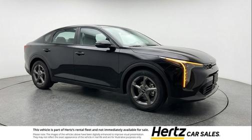 Aurora Black Pearl 2025 Kia K4 LXS
