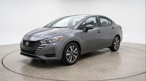 Gun Metallic 2025 Nissan Versa 1.6 SV