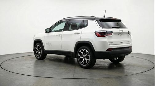 Bright White Clearcoat 2025 Jeep Compass Limited