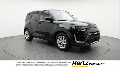 Fusion Black 2025 Kia Soul LX