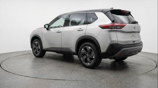 Brilliant Silver Metallic 2025 Nissan Rogue SV