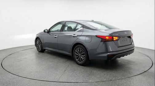 Gun Metallic 2025 Nissan Altima SV FWD