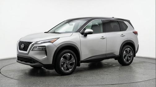 Brilliant Silver Metallic 2025 Nissan Rogue SV