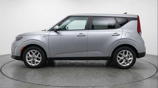 Steel Gray 2025 Kia Soul LX