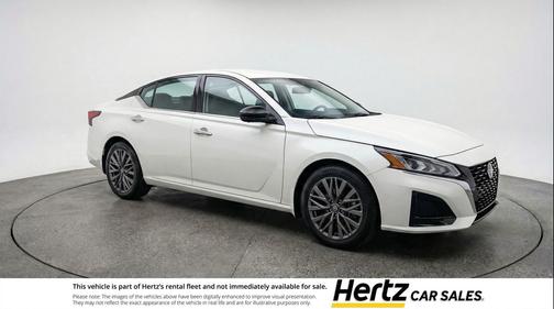 Glacier White 2025 Nissan Altima SV FWD
