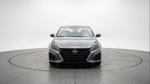 Gun Metallic 2025 Nissan Altima SV FWD
