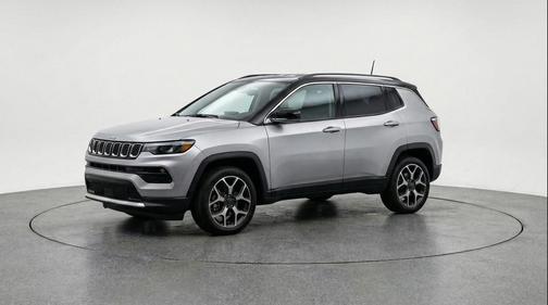 Silver Zynith Metallic Clearcoat 2025 Jeep Compass Limited
