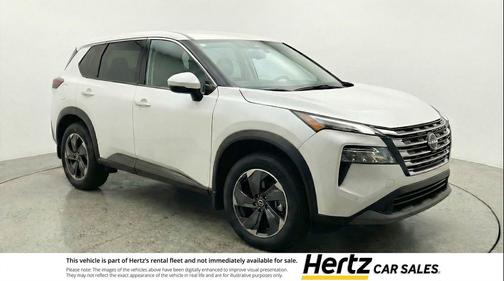 Everest White Pearl Tricoat 2025 Nissan Rogue SV